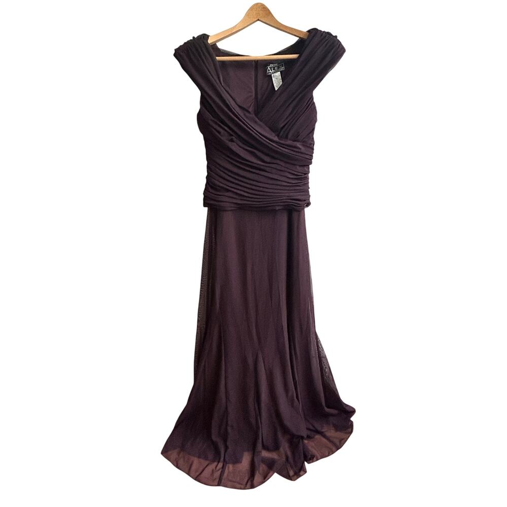 Alex Evenings 10P Dress Gown Plum Eggplant Elegant Formal Wedding Bridesmaid